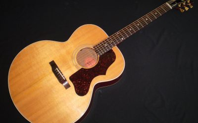 1995 Gibson J100 Special Edition – £1999