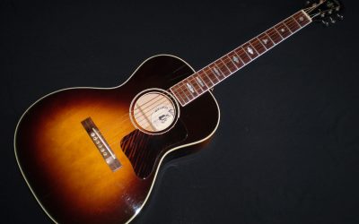 1991 Gibson Nick Lucas  –  £2599